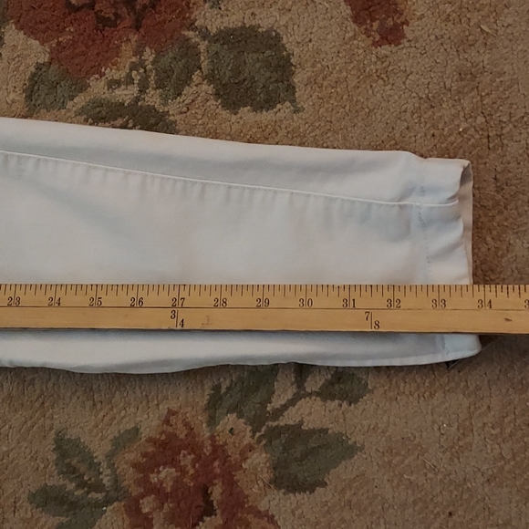 White crop jeans and halter top - Picture 2 of 11